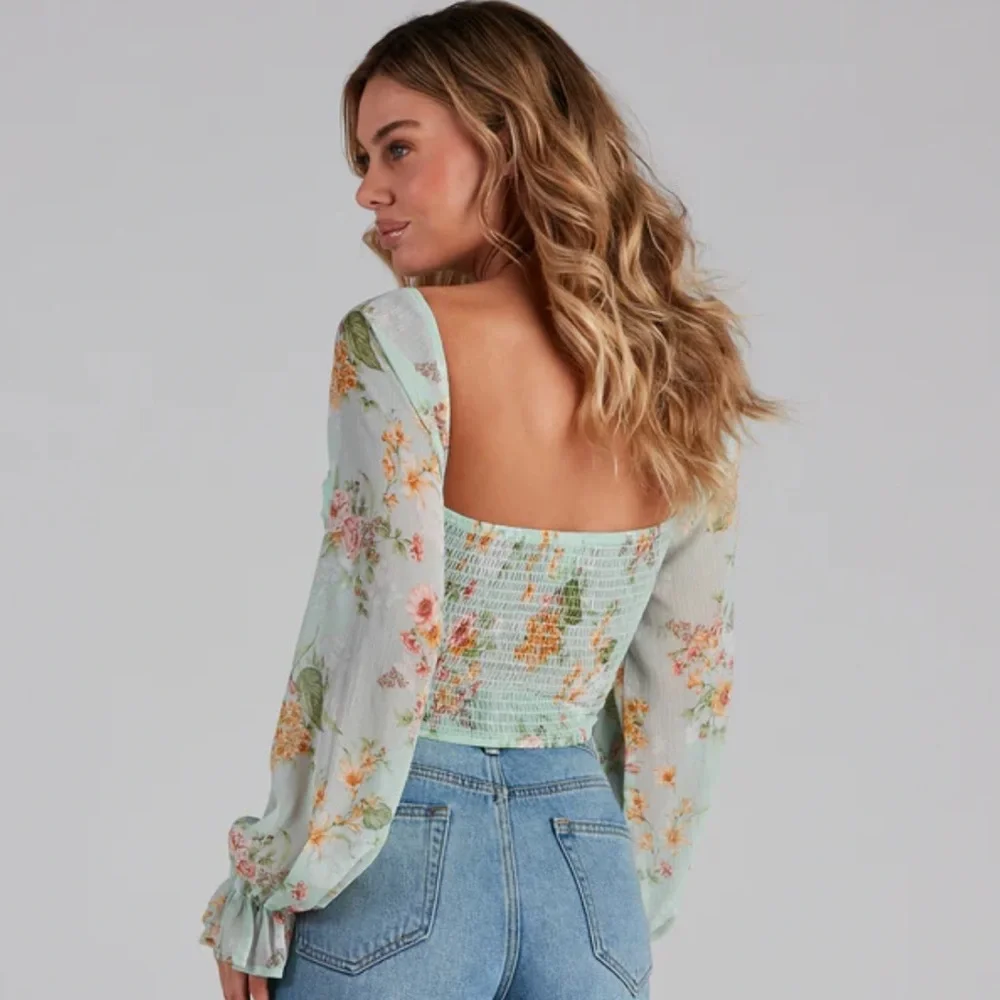 Floral Chiffon Crop Top - Picture 2 of 10